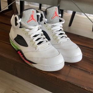 Air Jordan Space Jam Sneakers